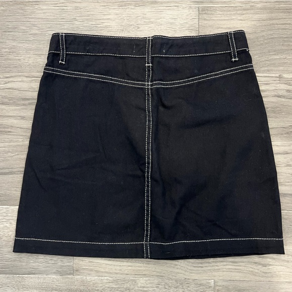 Contrast stitch denim skirt - Picture 2 of 3